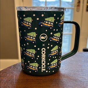 Brand new - VIneyard Vines Corkcicle Festive Green Mug with Car/tree Design